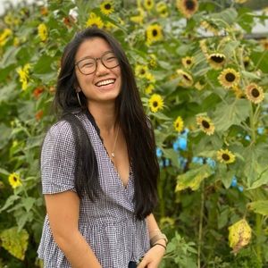 Meet your Posher, Jade